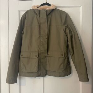 Patagonia Olive Green Women's Maple Grove Jacket with Faux Tan Fur Collar XL